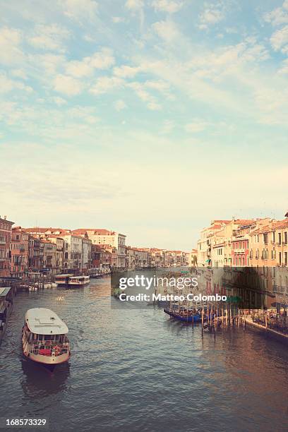 grand canal with boats, venice, italy - vaporetto stock pictures, royalty-free photos & images