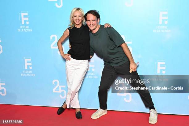 Sylvie Testud and Johann Cuny attendsthe closing ceremony photocall during the 25th La Rochelle Fiction Festival on September 16, 2023 in La...