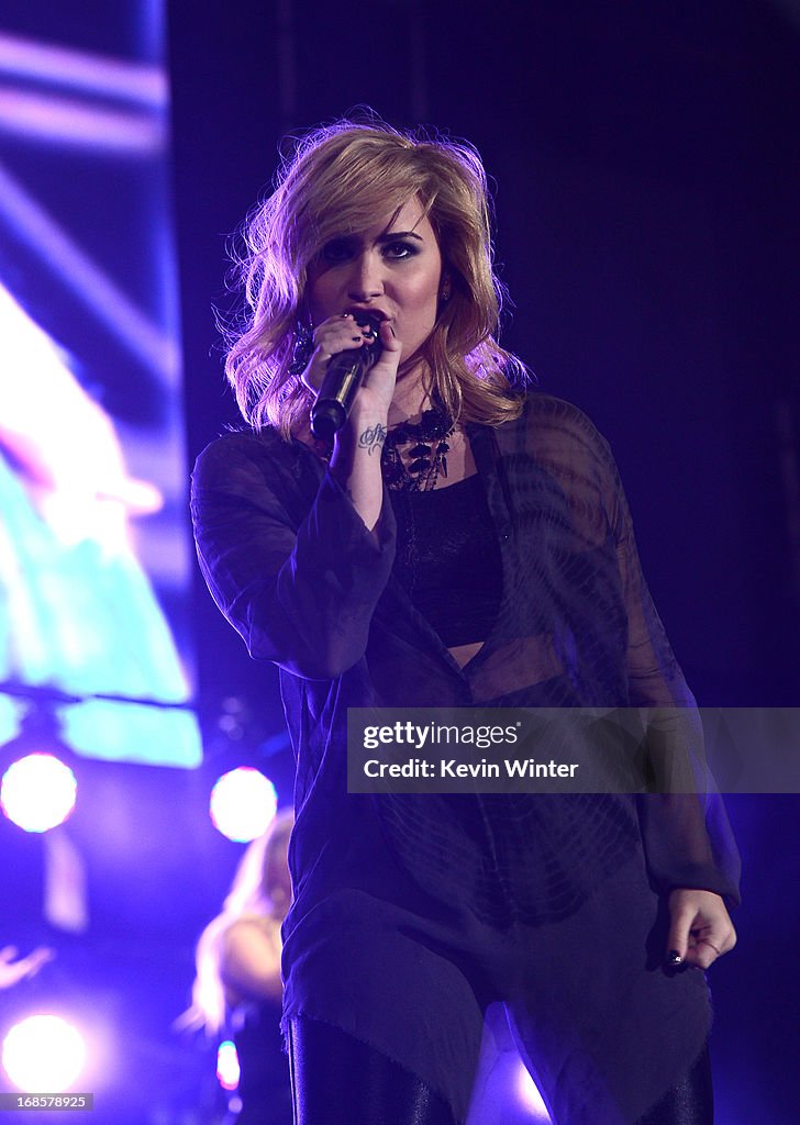 102.7 KIIS FM's Wango Tango 2013 - Show