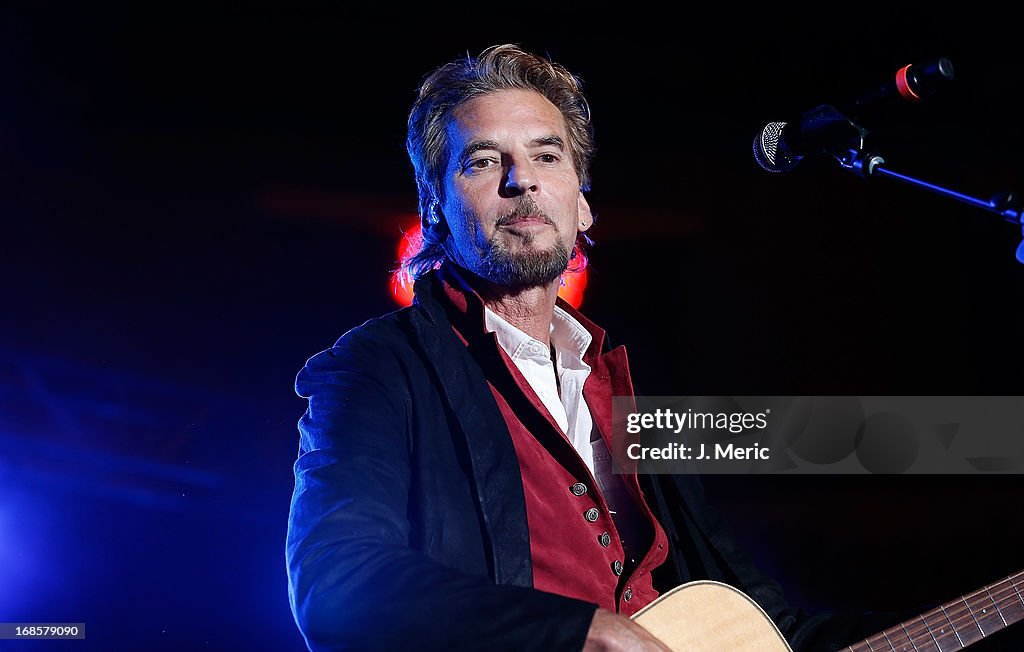 Kenny Loggins In Concert