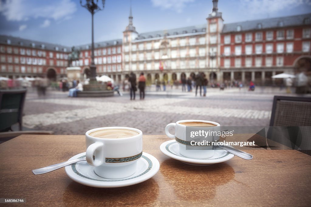 Madrid: Cafe in Plaza Mayor
