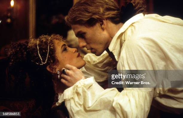 Tom Cruise seduces a victim in a scene from the film 'Interview With The Vampire: The Vampire Chronicles', 1994.