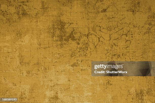 gold colored grunge pattern - dark floral stockfoto's en -beelden