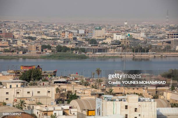 Basra Rivers 117 Arvand Stock Photos, High-Res Pictures, and Images - Getty Images