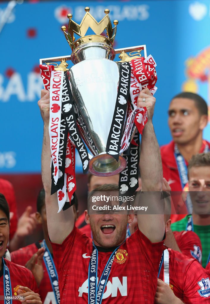 Manchester United v Swansea City - Premier League