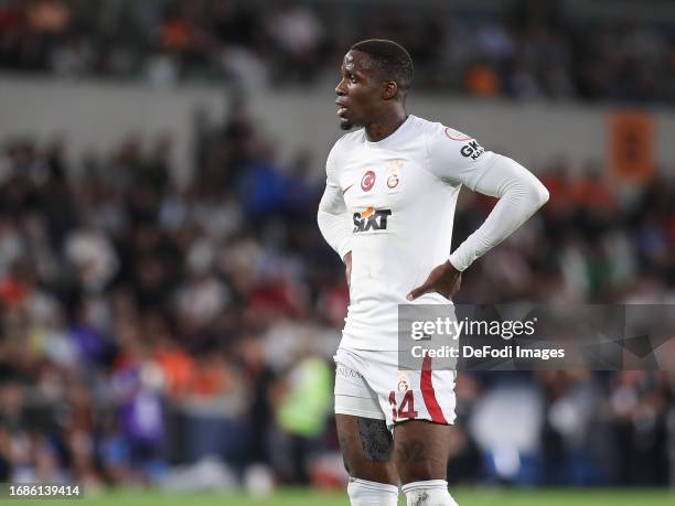 Wilfried Zaha of Galatasaray looks on during the Turkish Super League match between Basaksehir and Galatasaray at Basaksehir Fatih Terim Stadyumu on...