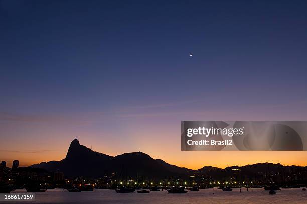 rio de janeiro city - cristo redentor rio de janeiro stock pictures, royalty-free photos & images