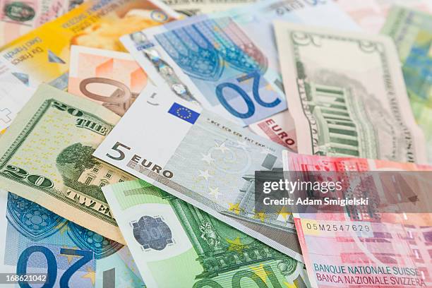 cash - euro dollar stockfoto's en -beelden