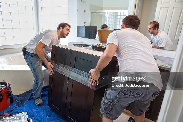 construção: renovação de casa de banho - ampliação da casa imagens e fotografias de stock