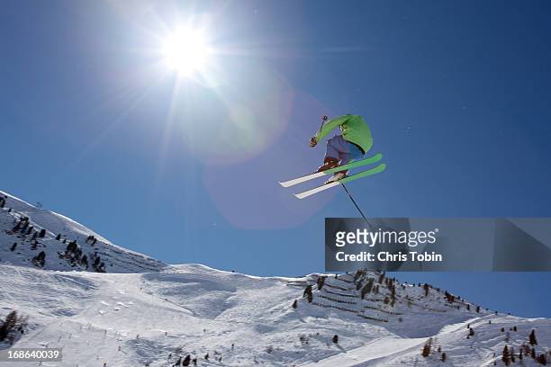 skier doing a jump - zillertal stock pictures, royalty-free photos & images