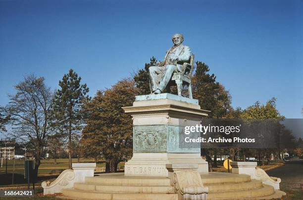 Barnum Monument, Bridgeport, Connecticut, circa 1962.