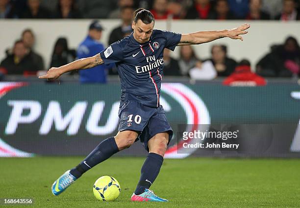 Zlatan Ibrahimovic of PSG in action during the Ligue 1 match between Paris Saint-Germain FC and Valenciennes FC at the Parc des Princes stadium on...