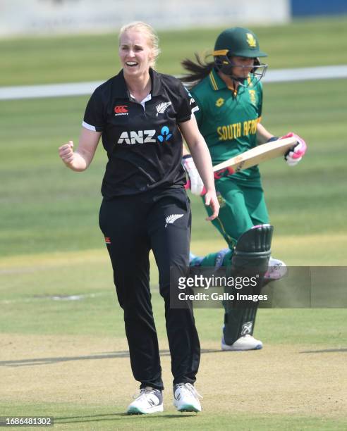 Hannah Rowe of NZ celebrates the wicket of Sune Luus of the Proteas during the ICC Women's Championship, 1st ODI match between South Africa and New...
