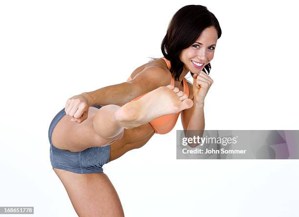 fitness girl kicking - women's self defense stock pictures, royalty-free photos & images