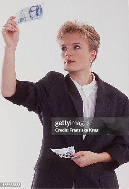 Devic Checks 87 Checks Counterfeiting Equipment Stock Photos, High-Res Pictures, and ...