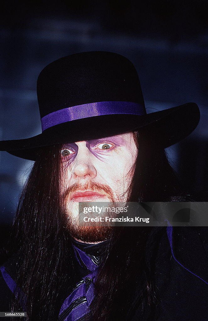 Undertaker at "Vh-1" 200396