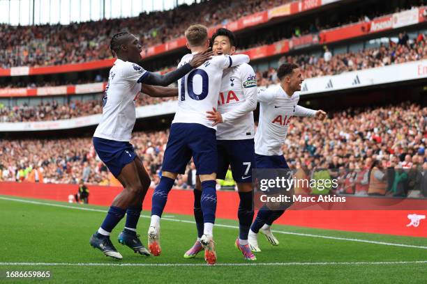 Son Heung-min of Tottenham Hotspur celebrates scoring a goal 2-2 during the Premier League match between Arsenal FC and Tottenham Hotspur at Emirates...