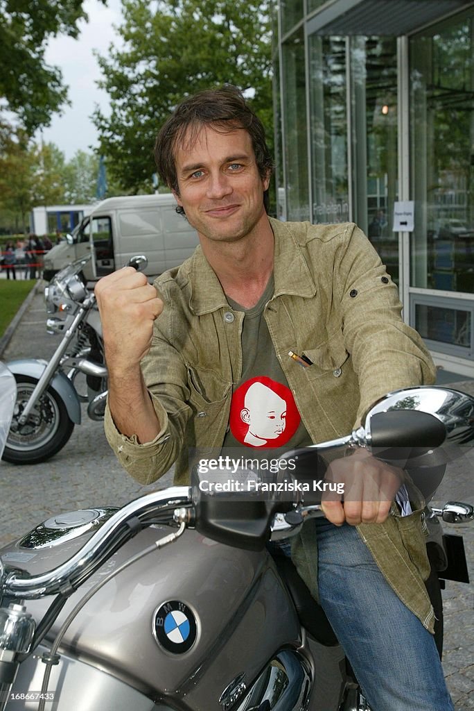 Actor Ralph Bauer Actor Ralf Bauer At the start Of