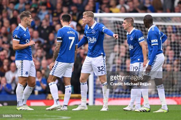 Jarrad Branthwaite of Everton speaks with teammates during the Premier League match between Everton FC and Arsenal FC at Goodison Park on September...