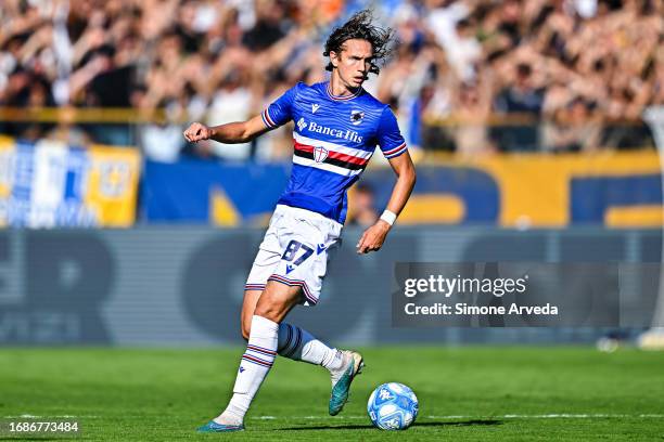 327 Daniele Ghilardi Stock Photos, HighRes Pictures, and Images