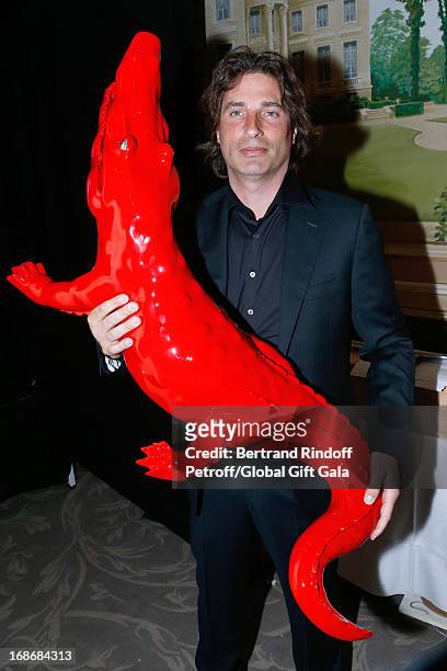 Contemporary Artist Richard Orlinski attends 'Global Gift Gala' at Hotel George V on May 13, 2013 in Paris, France.