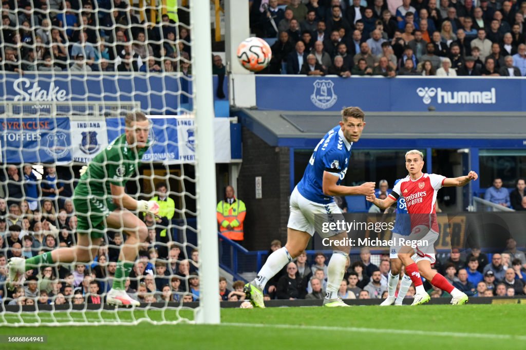 Everton FC v Arsenal FC - Premier League