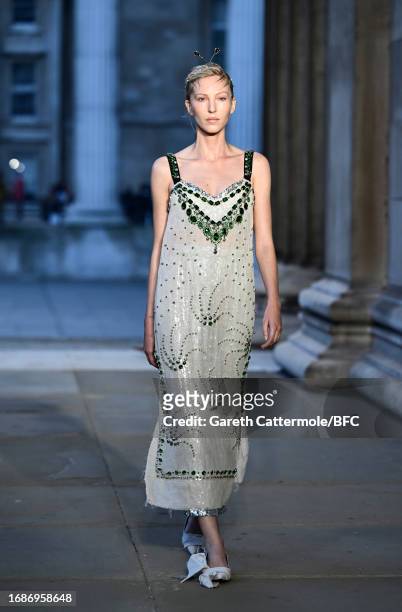 Ella Richards walks the runway at the Erdem show during London Fashion Week September 2023 at The British Museum on September 17, 2023 in London,...