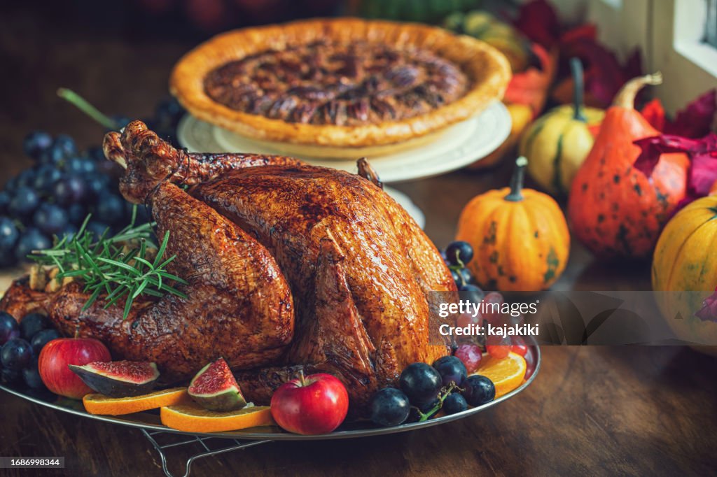 Pavo relleno tradicional para las vacaciones de Acción de Gracias