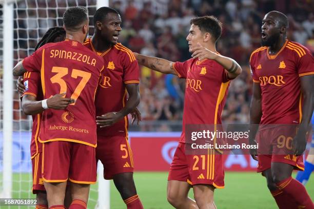 Roma players celebrate during the Serie A TIM match between AS Roma and Empoli FC at Stadio Olimpico on September 17, 2023 in Rome, Italy.