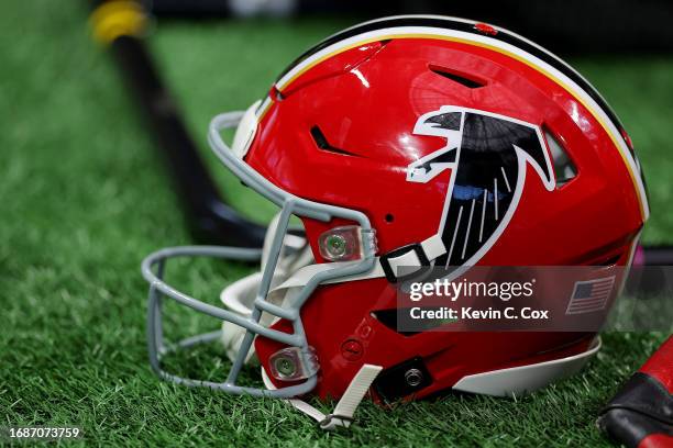 Younghoe Koo of the Atlanta Falcons helmet is seen on the sidelines during the third quarter in the game against the Green Bay Packers at...