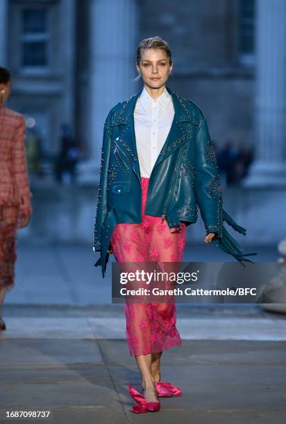 Jessica Stam walks the runway at the Erdem show during London Fashion Week September 2023 at The British Museum on September 17, 2023 in London,...