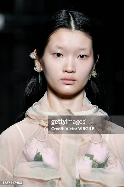 Model walks the runway during the Simone Rocha Ready to Wear Spring/Summer 2024 fashion show as part of the London Fashion Week on September 17, 2023...