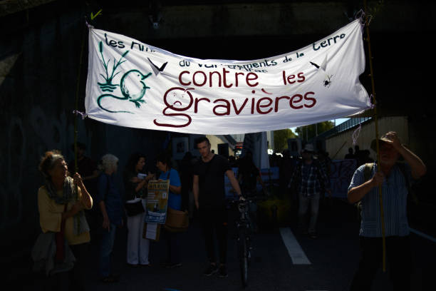 FRA: Protest Against Gravel Pits And In Support On The 9 People On Hunger Strike Against The A69 Highway