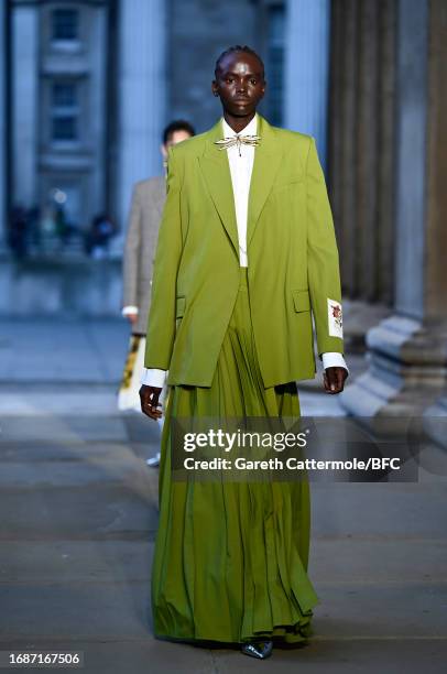 Model walks the runway at the Erdem show during London Fashion Week September 2023 at The British Museum on September 17, 2023 in London, England.