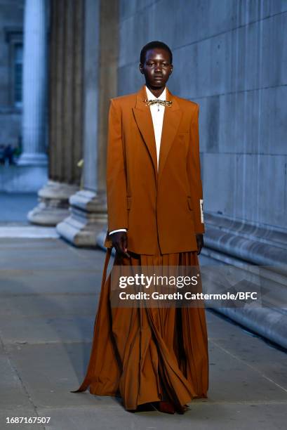 Model walks the runway at the Erdem show during London Fashion Week September 2023 at The British Museum on September 17, 2023 in London, England.