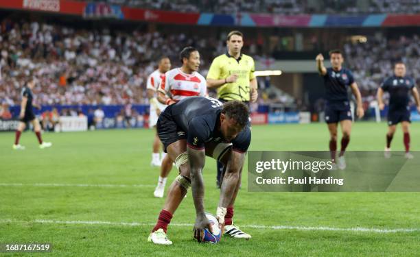 Courtney Lawes of England scores the team's second try during the Rugby World Cup France 2023 match between England and Japan at Stade de Nice on...