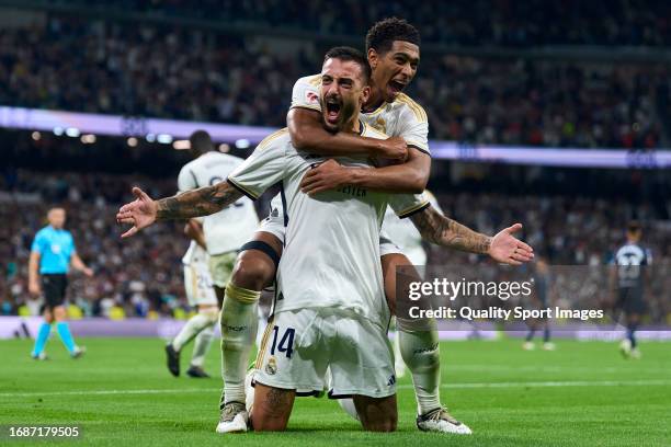 Joselu of Real Madrid CF celebrates after scoring his team's second goal during the LaLiga EA Sports match between Real Madrid CF and Real Sociedad...