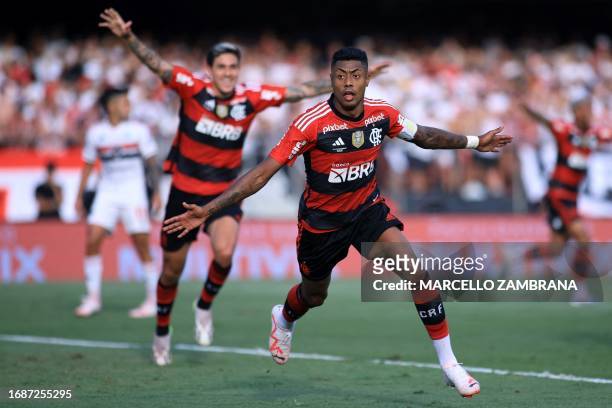 Flamengo's forward Bruno Henrique celebrates scoring his team's first goal during the Copa do Brasil final second leg football match between Flamengo...