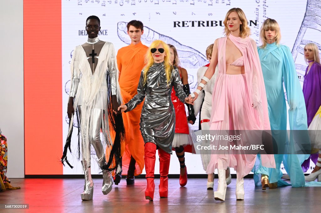 Pam Hogg - Runway - LFW September 2023