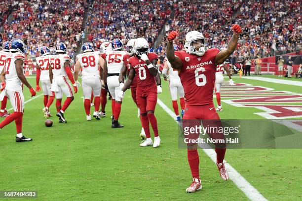 James Conner of the Arizona Cardinals celebrates a touchdown during the first quarter in the game against the New York Giants at State Farm Stadium...