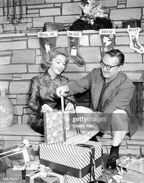 Season 5 -- Pictured: Jayne Meadows, Steve Allen in 1959 --