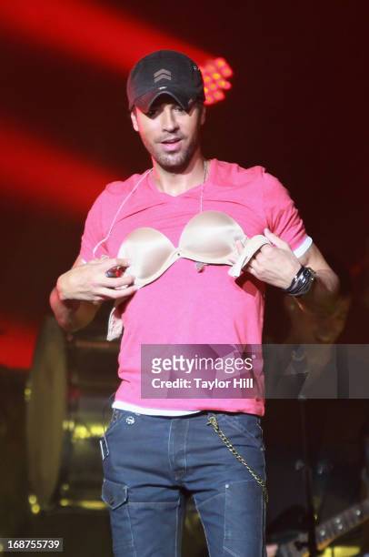 Enrique Iglesias performs at Terminal 5 on May 14, 2013 in New York City.