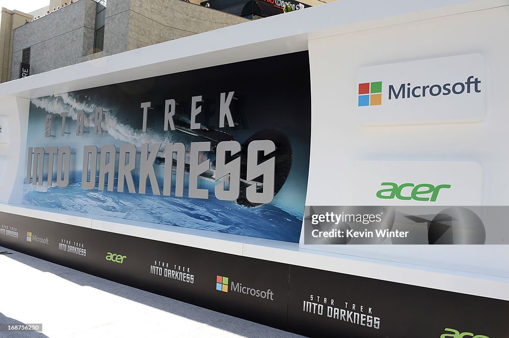 Premiere Of Paramount Pictures' "Star Trek Into Darkness" - Red Carpet