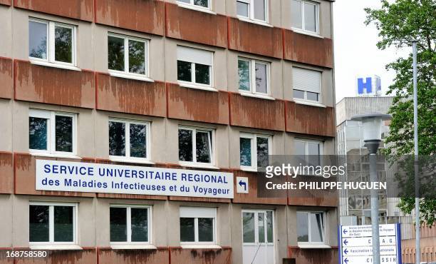 Picture taken on May 14, 2013 shows the universitary and regional service of the infectious and travel diseases unit at the Tourcoing Hospital,...