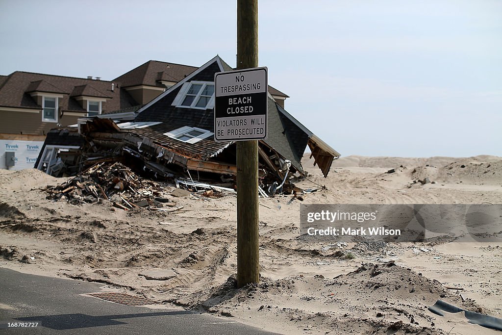 NJ Beach Town Devastated By Hurricane Sandy Tears Down Storm-Damaged Homes
