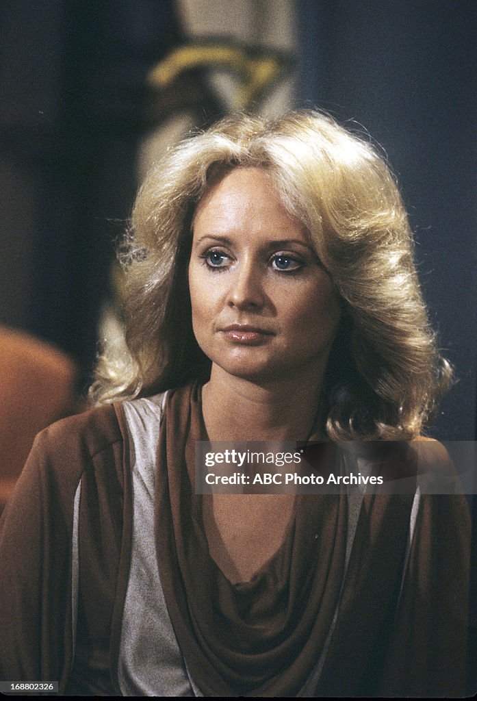 GALACTICA The Living Legend Airdate November 26 1978 LAURETTE galactica-the-living-legend-airdate-november-26-1978-laurette