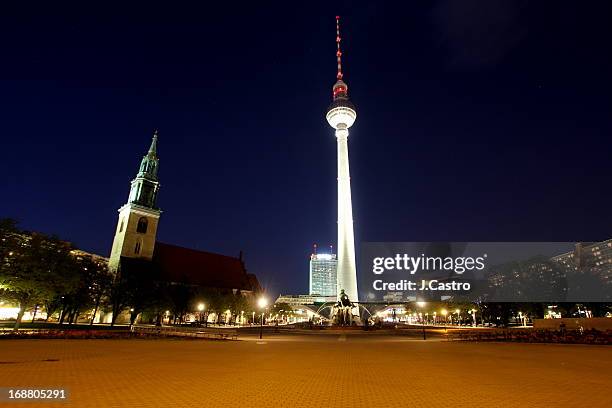 alexanderplatz - alex stockfoto's en -beelden