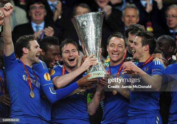 Juan Mata, Mikel John Obi, Frank Lampard, John Terry and Cesar Azpilicueta of Chelsea celebrate with the trophy during the UEFA Europa League Final...