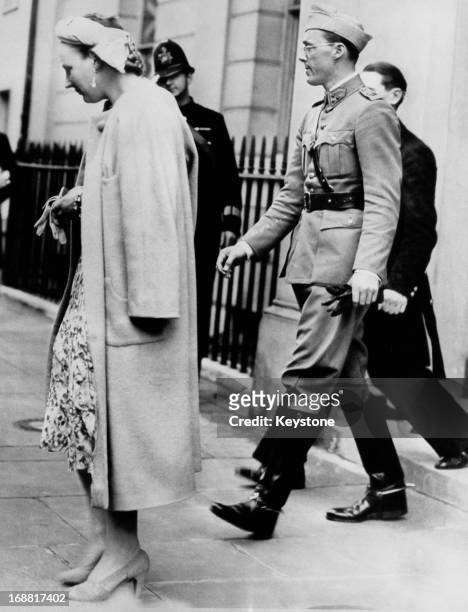 Princess Juliana of the Netherlands and Prince Bernhard seen leaving a London hotel to go to Buckingham Palace to lunch with the Royal Family, 1940.