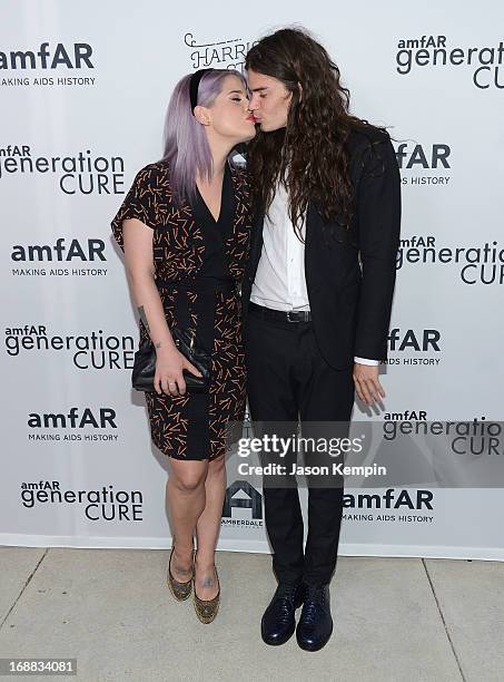 Kelly Osbourne and Matthew Mosshart attend amfAR's generationCURE Los Angeles Kick-Off Party on May 15, 2013 in West Hollywood, California.